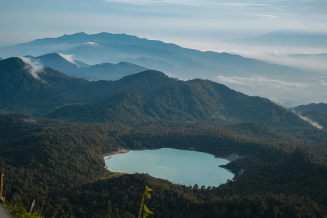Kawah Talaga Bodas Garut