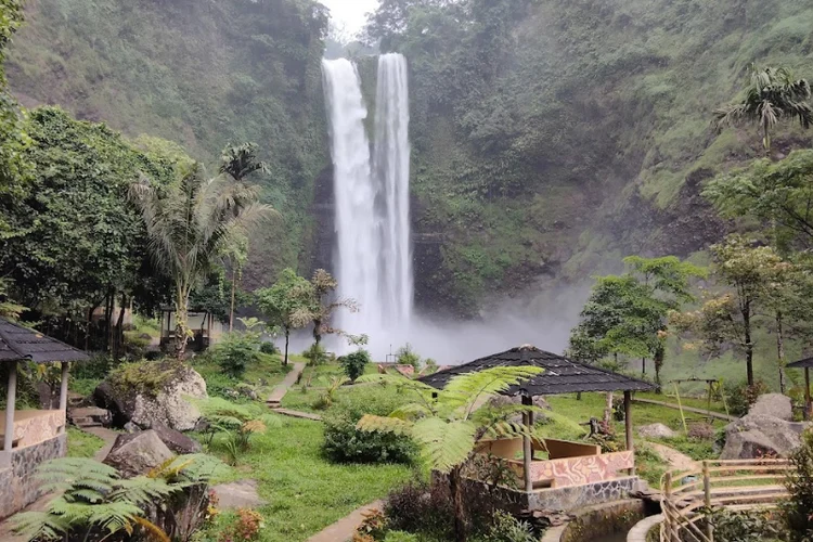 Curug Sanghyang Taraje Garut